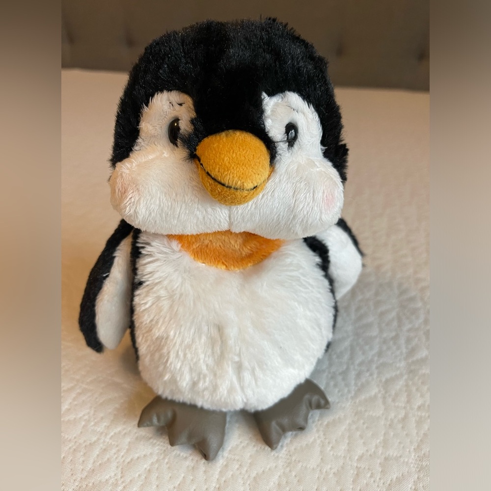 Webkinz Ganz “Penguin” HM132
